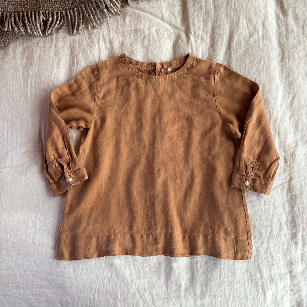 Muji Women's Lightweight Long-Sleeve Linen Top in Warm Brown